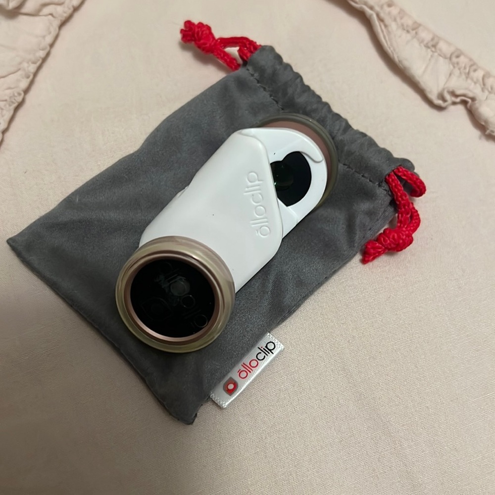 Phone camera clip